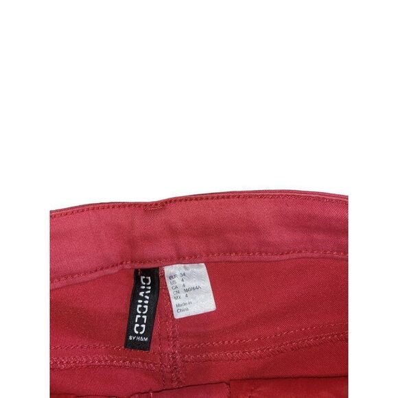 H&M‎ Divided Jeans Women Sz 4 Red Straight Leg Mid Rise - Picture 6 of 6